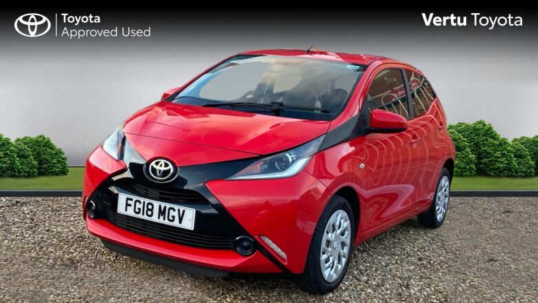 Toyota Aygo 1.0 VVT-i X-Play 5dr x-shift Petrol Hatchback